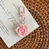 Llavero de Rosa y Camelia de Colores Simulados, Flores de Caricatura de Colores Caramelo, Colgante Dopamina Lindo Femenino