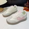 Zapatillas con Lazo Estilo Dulce para Niñas Colección Primavera/Verano 2026 Moda Infantil Versátiles Zapatos Blancos Zapatos de Entrenamiento Alemán para Estudiantes