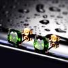 Pendientes de turmalina verde de generación de fábrica con temperamento cuadrado de cristal, aguja fina, cuatro garras, pendientes de un solo diamante, joyería pequeña y sencilla