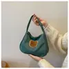 Bolsa de Oso de Dibujos Animados para Mujer Verano Verde Pequeña Fresca Versátil Bolso de Hombro Casual Bordado de Flores Bolso de Mano de Moda