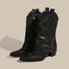 2025 Botas Curtas Retrô Marrons Boca em V Botas Fashionáveis Botas de Cowboy Ocidentais Rebites Chelsea Cano Médio Botas Cigarrete para Mulheres