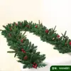 Ramas de Cedro Pegajosas con Flocking Navideño con Decoraciones Colgantes de Ratán Ventana de Hotel Colgantes de Puerta Pared Escuela Restaurante