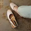 Zapatos Mary Jane huecos en color rojo suave, estilo verano, piel de oveja de capa superior, tacón bajo grueso, sandalias de puntera cerrada sin talón de moda