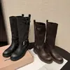 Botas de Cavaleiro de Couro + Camurça Botas de Cano Reto Estilo Novo Couro Genuíno Bico Redondo Fivela Salto Médio Polido Botas Femininas de Cano Médio