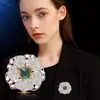 Broche Elegante de Flor de Doble Capa Retro Floreciente Lujo Accesible Industria Pesada Para Mujer Abrigo de Otoño e Invierno Vestido Broche Exquisitos Accesorios