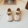 Zapatos de Princesa de Moda para Bebé Zapatos de Cuero para Niñas Primavera y Otoño Antideslizantes Cómodos Suela Suave Velcro para Niña Zapatos Mary Jane
