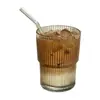 Vaso de vidrio de rayas verticales estilo Ins para Americano helado, vaso para bebidas frías con popote estilo nórdico, vaso de bambú para uso doméstico de gran capacidad con tapa