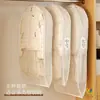 Funda Protectora para Chaqueta de Plumas, Funda Colgante para Armario para Abrigos y Trajes, Funda Protectora de Ropa Comprimida Visible a Prueba de Humedad de PEVA