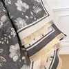 Bufanda Floral Francesa Elegante Nueva 2025, Estilo para el Trabajo, a la Moda, de Gama Alta y Versátil Chal para Salir de Imitación Cachemir