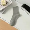 Meias Masculinas Outono e Inverno Básicas Preto e Branco Cinza Meias Masculinas de Cano Médio Cor Lisa Cintura Esportivas Meias de Algodão com Meias Esportivas