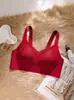 Roupa íntima modeladora sem costura de alta tecnologia para mulheres, adequada para yoga e esportes, oferecendo suporte flexível, respirabilidade e uma sensação amigável à pele, com um design de elevação e suporte