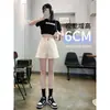 Shorts de Mezclilla Off-White para Mujer, Tendencia de Verano Versátil Estilo Delgado con Bordes Enrollados, Cubre Cadera Forma de Pera de Cintura Alta Corte A Pierna Ancha Hot Pants