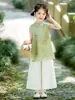Nuevo Conjunto de Estilo Nacional Chino para Niñas, Nuevo Conjunto de Dos Piezas de Verano para Niños con Top sin Mangas Cheongsam Mejorado y Pantalones de Pierna Ancha