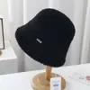 Sombrero de pescador de moda simple de lana para mujer, sombrero de pescador coreano de otoño e invierno, sombrero de cubo retro de lana de cordero, sombrero pequeño que estiliza el rostro, moda