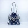 Bolso de mano de un solo hombro con diseño de nicho personalizado, estilo coreano, trenzado, estilo mariposa, recortado, informal y versátil para mujer.