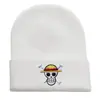Gorros de punto bordados de piratas de venta caliente transfronterizos, suéteres bordados de animación de dibujos animados deportivos de otoño e invierno, gorros para el frío