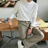 Camiseta de manga larga de cuello medio a la moda para hombre, estilo coreano, algodón puro, corte holgado, elegante y a la moda, adecuada tanto para llevar sola como debajo de otra prenda.