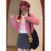 Cardigã de tricô bordado rosa framboesa feminino outono e inverno novo estilo petite slim curto casaco de suéter fino