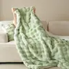 Manta Popular Estilo Ins Transfronteiriça de Pelo de Coelho Grosso para Aquecimento de Inverno, Adequada para Quarto e Escritório, Não Solta Fios e Antiestática