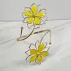Joyería Transfronteriza Europea y Americana, Pulsera de Brazo Hueca con Patrón Irregular, Anillo de Brazo de Flor Tridimensional con Goteo de Aceite Personalizado y Atmosférico