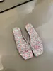 Chanclas de dedo de playa para mujer, sandalias planas, calzado de exterior para mujer, moda de verano 2026, negro