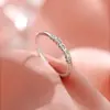 Anillo de Amor, Anillo Delgado de Círculo con Forma de Corazón de Lujo Ligero, Anillo Articulado Corazón a Corazón, Regalo de Cumpleaños para Novia