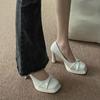 Salto Alto Estilo Fada para Mulheres 2023 Primavera/Verão Novo Design de Nicho Bico Quadrado Francês Sapatos Elegantes Tamanho Grande
