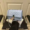 Bolso Cuadrado Pequeño Romboidal de Textura de Alta Gama al Por Mayor Bolso de Mujer 2025 Verano Nuevo Estilo Bolso de Hombro con Cadena de Lujo Ligero Bolso Cruzado para Viajero
