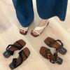 Zapatillas de suela blanda con falda de estilo hada, de una tira, con punta abierta y cuadrada, para mujer, para usar en verano, Sandalias de tacón bajo con temperamento