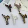 Flor de Laranjeira Presilha Curva Estilo Francês Estampa de Leopardo Presilha Grande para Cabelo Presilha Tubarão Piranha Feminina Acessório de Cabelo Elegante