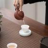 Juego de cubierta Xiangyun de estilo chino, soporte de cubierta de cerámica tallada a mano, estante para cubrir ollas, juego de té de kung fu, tapete para taza de té con aislamiento térmico, posavasos, portavasos