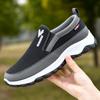 Zapatos para Hombre Estilo Otoño 2025 Zapatos de Tela Old Beijing de Caña Baja con Tacón Bajo Slip-On Zapatos para Hombre de Suela Suave para Personas Mayores Directo del Fabricante