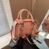 Bolso Pequeño de Alta Gama para Mujer 2025 Nuevo Primavera y Verano Versátil Bolso de Hombro Cruzado Estilo Caliente Súper Popular Bolso Cuadrado Pequeño de Mano