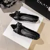 Nuevos zapatos planos plateados para mujer con lazo, zapatos slip-on de suela blanda, zapatos planos negros de punta con lentejuelas y bailarinas de estilo francés