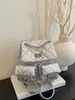 Mochila Chic de Caviar, Lujo Ligero Nueva Moda Casual Estilo Coreano Acolchada Linda Nicho Estilo Universitario Mochila