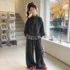 Conjunto de Ropa para Niñas Primavera y Otoño 2026 Estilo Nuevo Sudadera Gruesa con Forro de Felpa y Pantalones Deportivos Casuales Conjunto de Dos Piezas