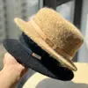 Gorro de lana estilo británico vintage para mujer, elegante para salidas de otoño e invierno, sombrero retro francés de ala plana, exquisito color liso para ir de compras