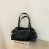 Bolsa de Ombro Único Solta para Axila Bolsa Grande Nova Outono 2026 Bolsa para o Dia a Dia Couro Macio Grande Capacidade Estilo Motociclista Bolsa Boston