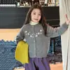 Suéter de tricô floral retrô estilo coreano para meninas Aimobebe, cardigã com cacho floral feito à mão