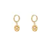 Pendientes de la Serie Colgante de Concha Blanca Retro de Lujo Ligero Estilo Francés Acero Inoxidable Oro de 14K Estilo Ins Europeo y Americano Simple de Gama Alta