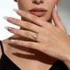 Design geométrico europeu e americano sentimento gota anel de diamante personalidade da moda simples anel de aço de titânio mulheres não desbotam atacado Coringa