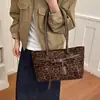 Bolso de Hombro Simple de Moda Estilo Coreano 2026 Nuevo Elegante Bolso de Mano para el Trabajo Bolso Tote Casual Diario de Otoño