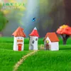 Nuevo producto transfronterizo: Casa miniatura de estilo europeo retro con chimenea de tejas rojas creativa, accesorios decorativos DIY, adornos para paisajes en miniatura