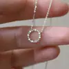 Colar Huitan Europeu e Americano Simples Normcore para Mulheres, Joia Pingente Diária para Senhora, Estilo Requintado com Zircônia Micro-Incustada