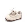 Tênis Feminino 2026 Primavera e Outono Nova Moda Estiloso Casual Sola Macia Antiderrapante Versátil Desenho Animado Sapatos Infantis