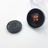 Suministro Directo hebilla de cuerno natural real hebilla de cuatro ojales de borde ancho botón para traje abrigo gabardina botón de cuerno redondo de cuatro ojales