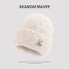 Gorro de Lana con Cabeza Grande de Oso para Mujer en Otoño e Invierno, Moderno que Muestra la Cara, Protección Versátil para los Oídos, Cálido Gorro de Punto para Hombre, Gorro para el Frío