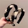 Coreia do Sul soft niche design altura aumentando headband retro Chanel estilo cocar contraste cor tecido torção trança, headband acessórios de cabelo