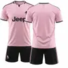 2627 Nuevo Conjunto de Uniforme de Fútbol: #19 Thuram, #7 Pesse, #10 Yildiz, Jersey Rosa de Visitante de la Juventus