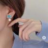 Aretes Pequeños de Moño Azul, Aretes Elegantes, Aretes de Bola de Perla de Lujo Accesible, Nuevo Estilo 2025, Sencillos y Versátiles de Moda